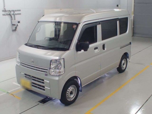 3237 Nissan Clipper van DR17V 2021 г. (CAA Chubu)